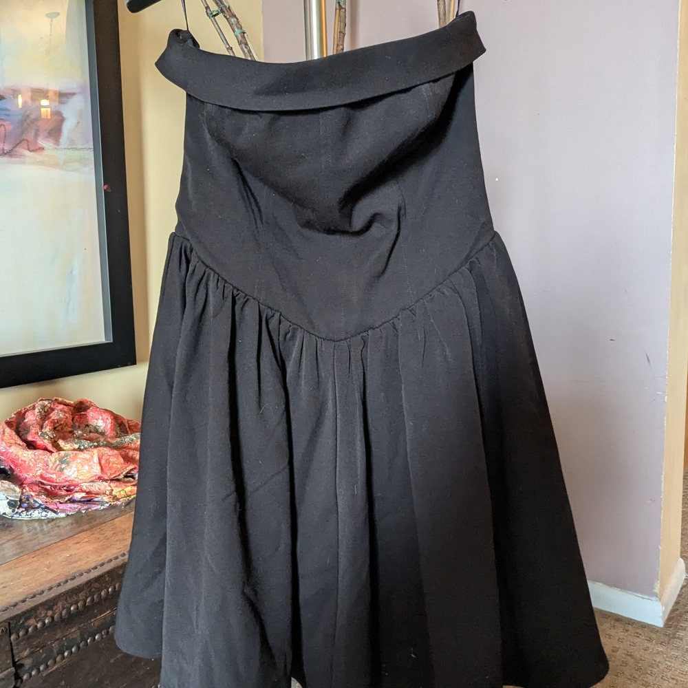 Elegant Black Women's Skirt